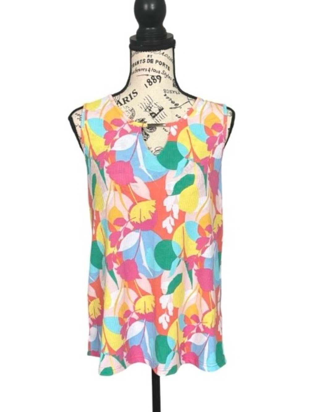 NWT Sleeveless Floral Multicolor Tank Top